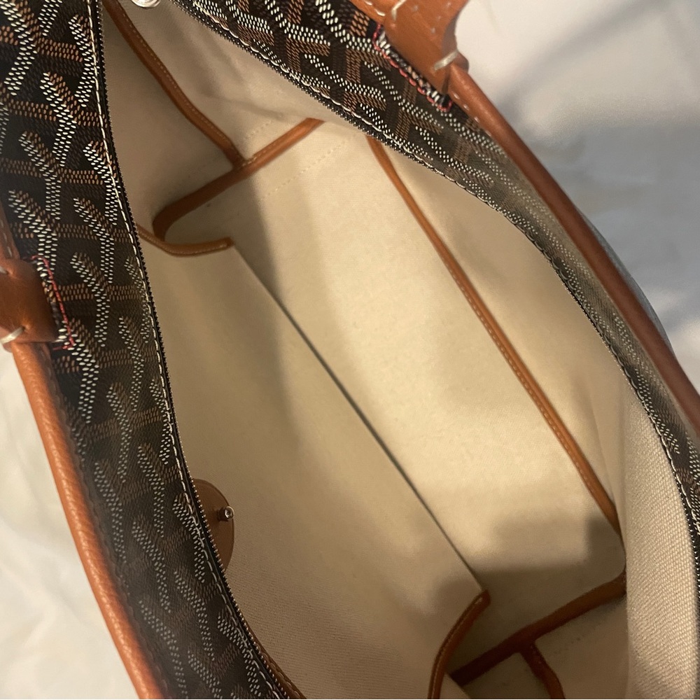 Goyard Brown/Black Artois PM tote bag- like new! 100% Authentic - Picture 4 of 9